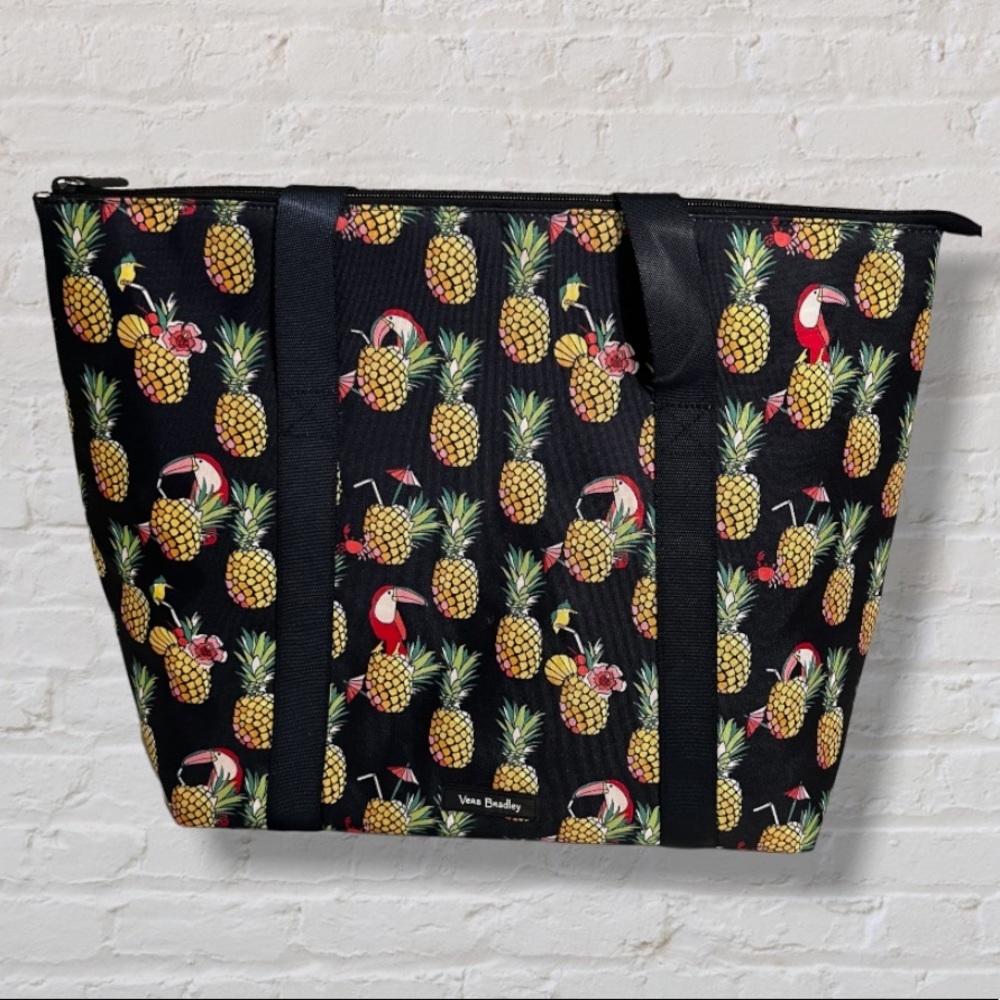 NWOT Vera Bradley Lighten Up Cooler Tote Toucan Black Yellow Zipper Top Bag - Picture 1 of 8